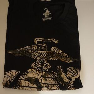 Black and Gold Eagle Graphic T-Shirt